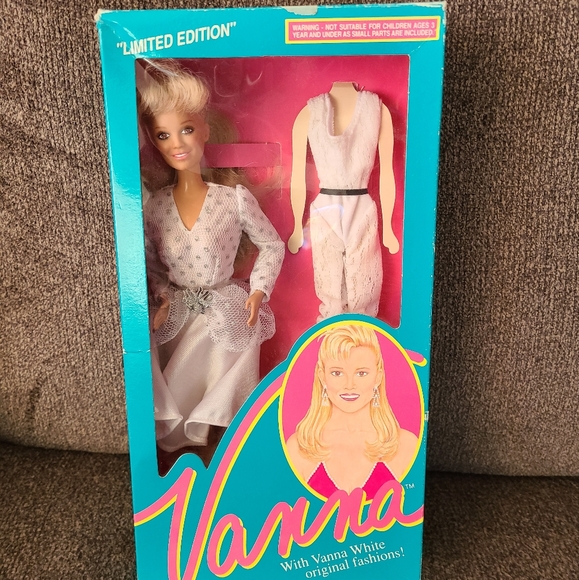 Limited Edition Vanna White Dolls - Picture 2 of 4